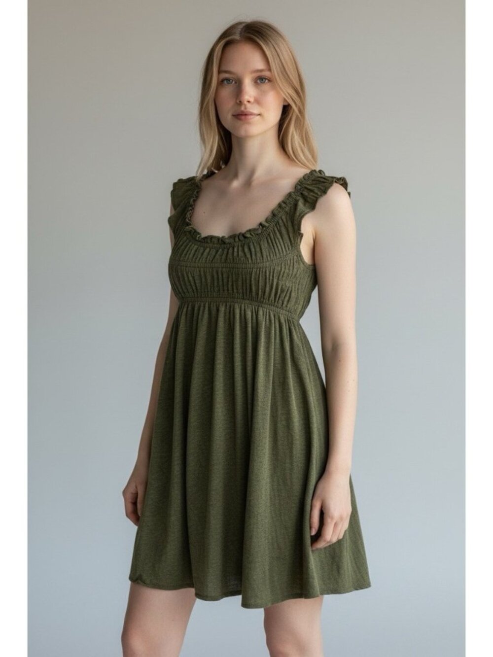 Free People Dress Women’s Size Medium Green Baby Doll Mini Dress Smocked Ruffle